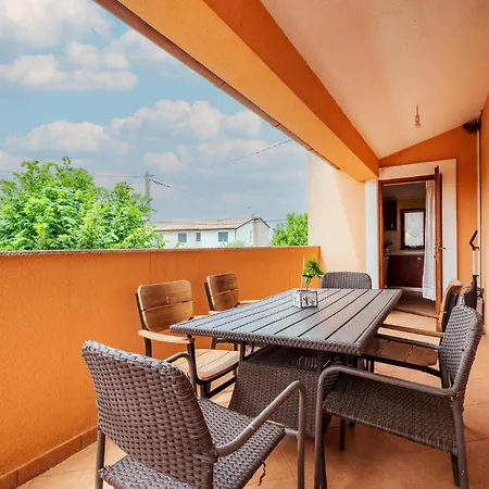 Beautiful In With Wifi Appartamento Šišan