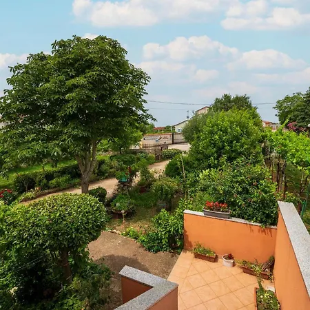 Appartamento Beautiful In With Wifi