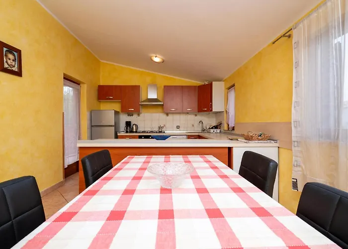 Apartment Beautiful In With Wifi *