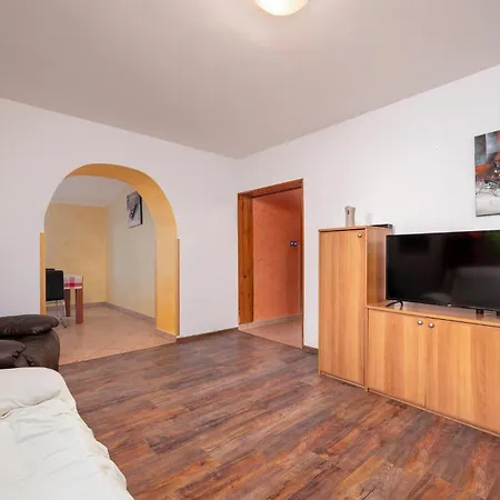 2 Bedroom Amazing In * Šišan